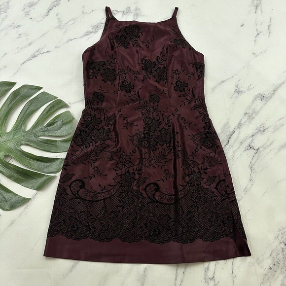 XOXO Womens Vintage Y2k Mini Dress Size 11 Burgundy Black Flocked Lace Print - Picture 1 of 9